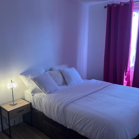 Appartement Spacieux Clichy-sous-Bois Exterior photo