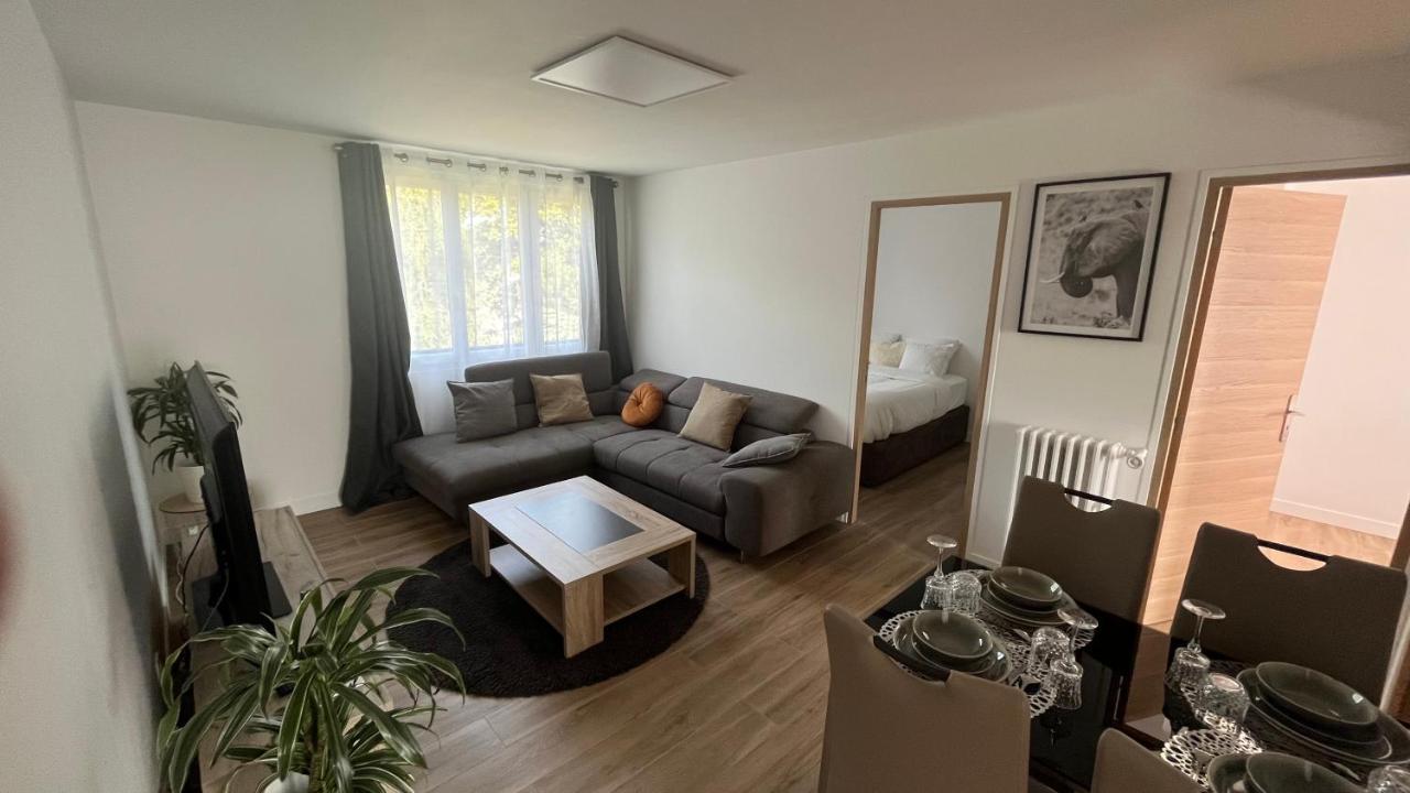 Appartement Spacieux Clichy-sous-Bois Exterior photo