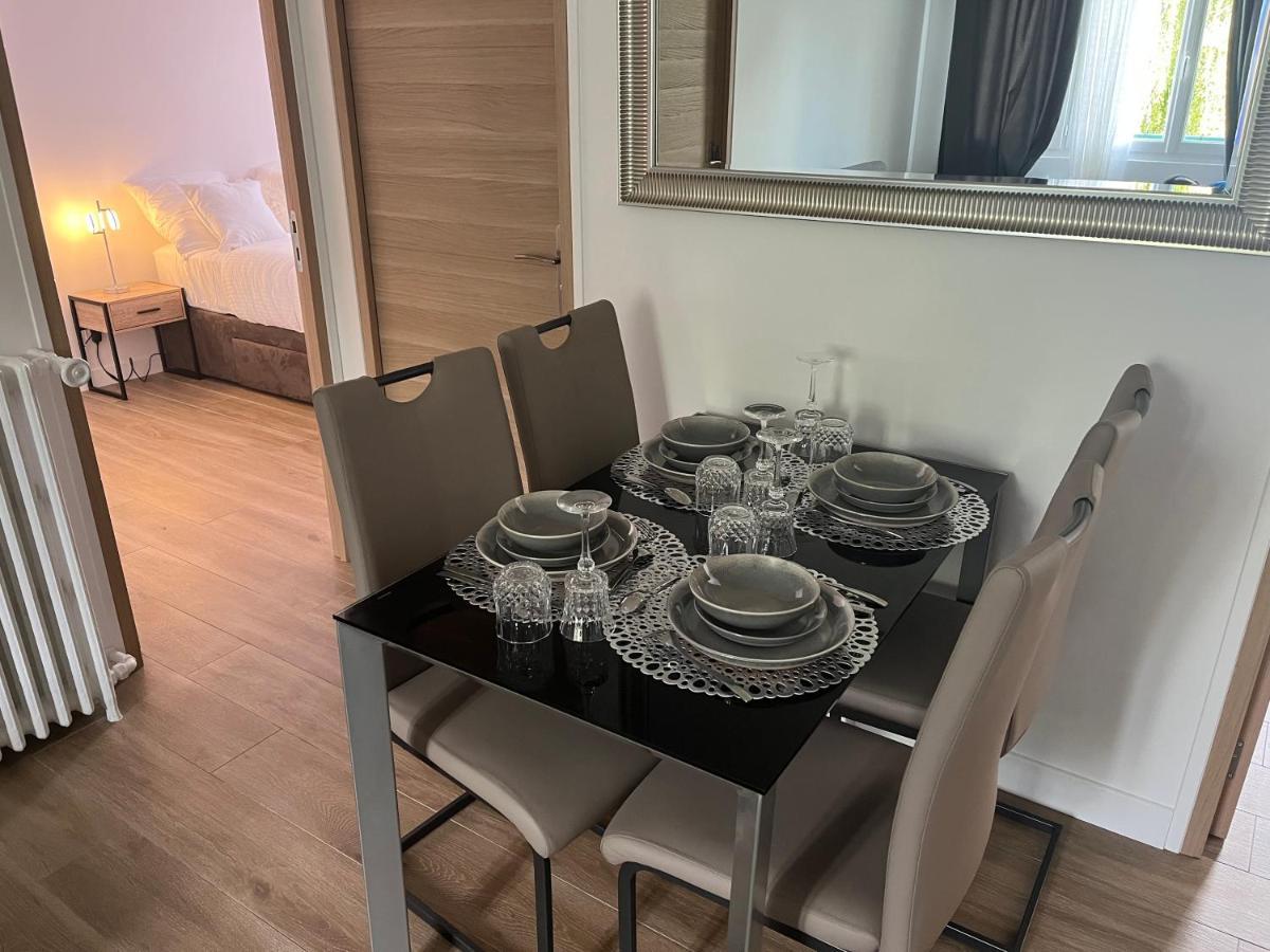 Appartement Spacieux Clichy-sous-Bois Exterior photo