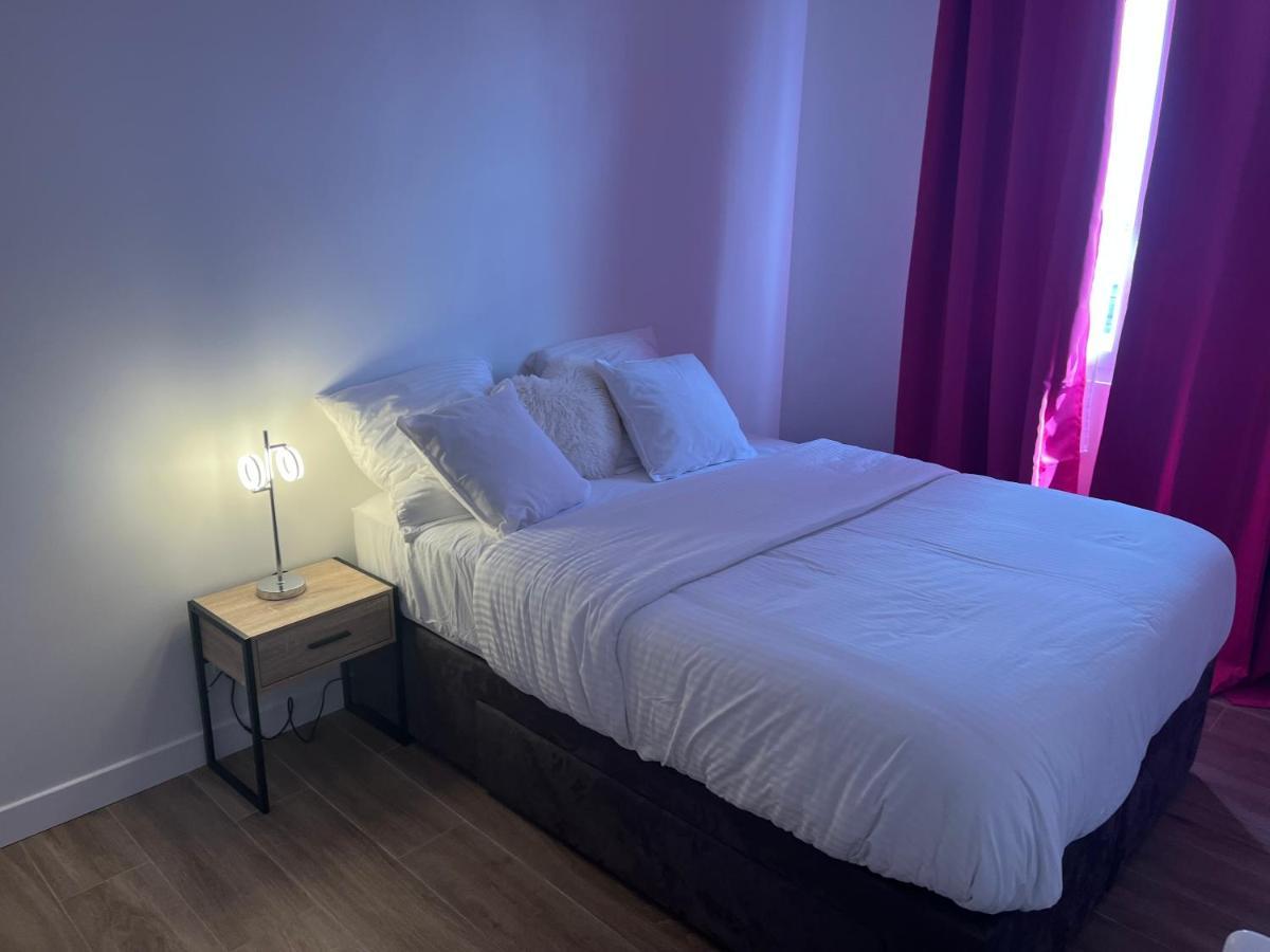 Appartement Spacieux Clichy-sous-Bois Exterior photo
