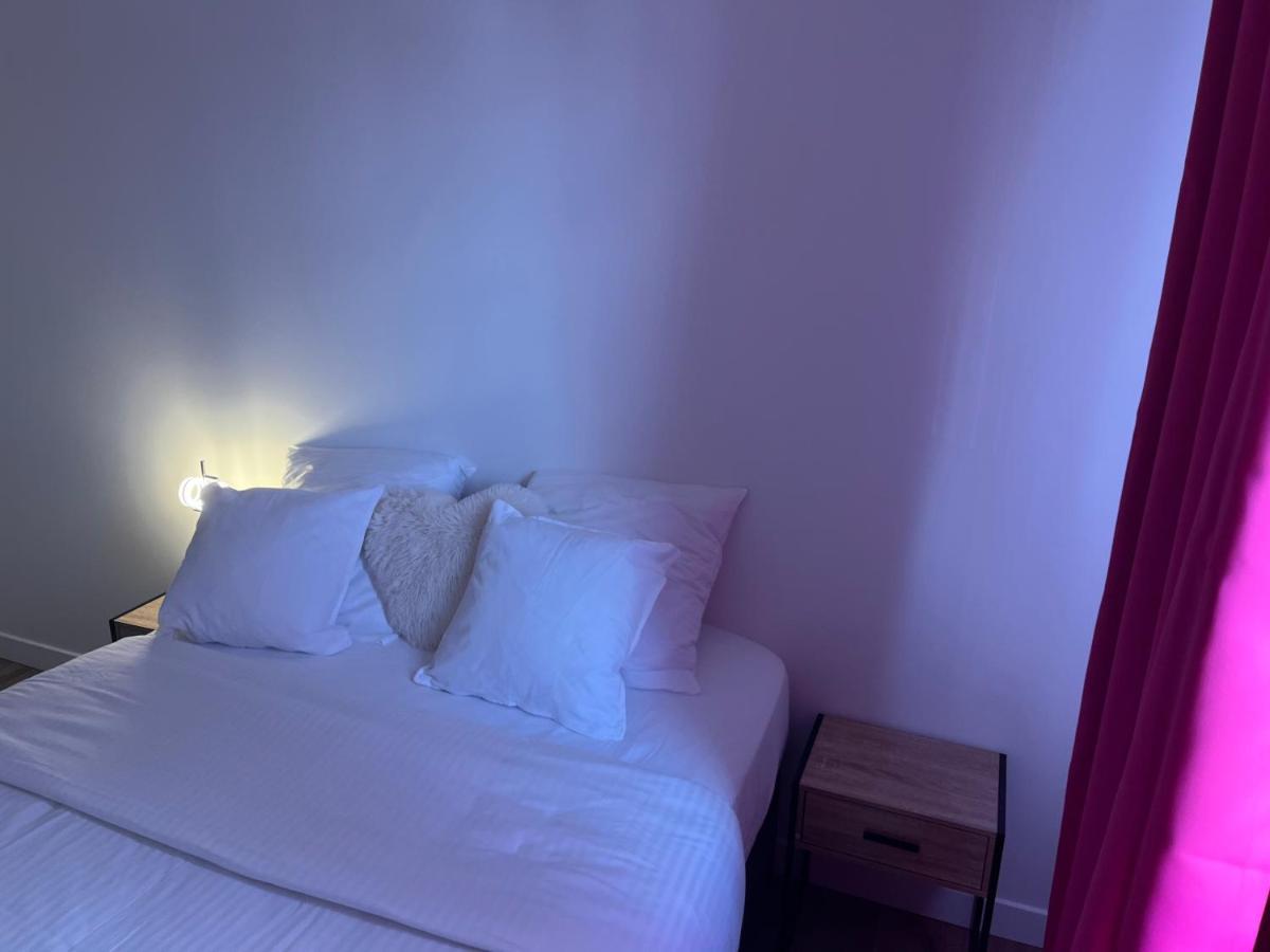Appartement Spacieux Clichy-sous-Bois Exterior photo