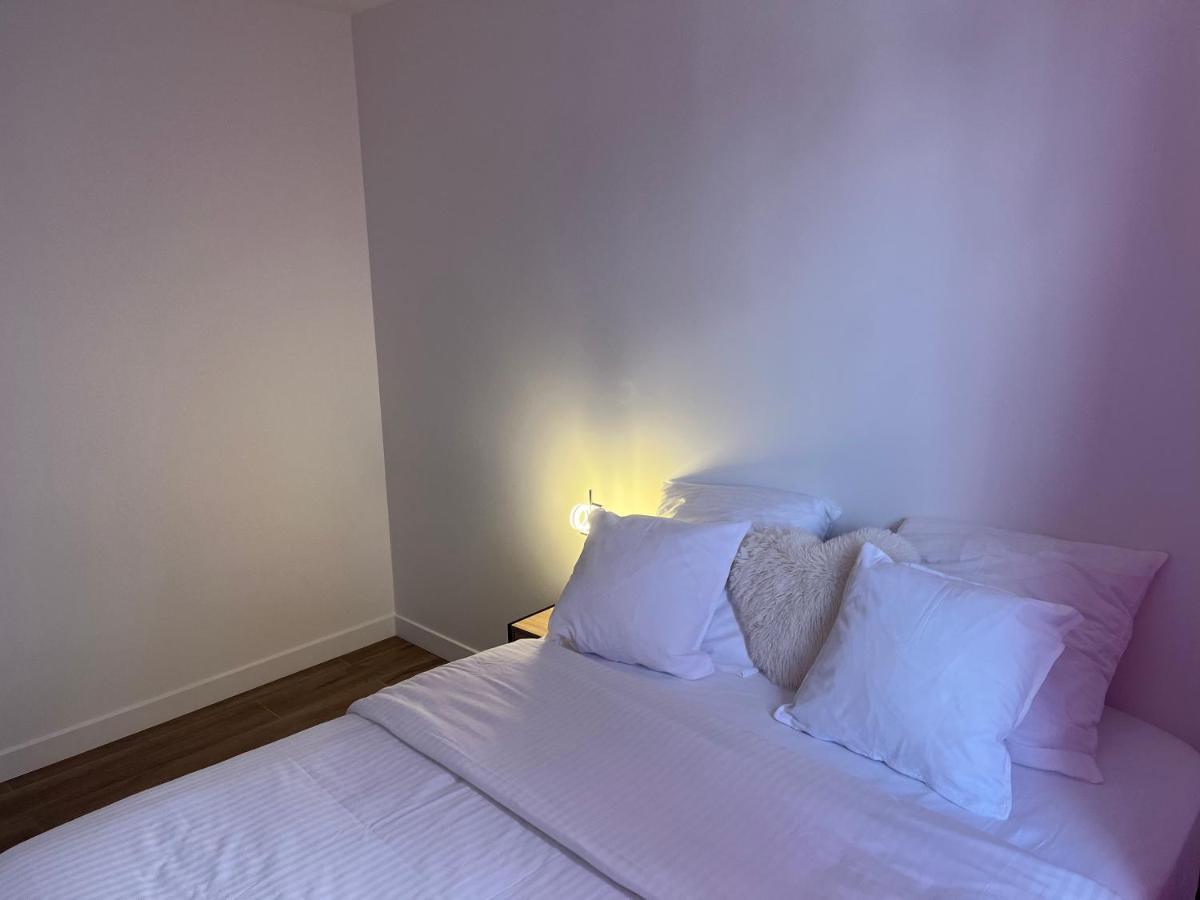 Appartement Spacieux Clichy-sous-Bois Exterior photo