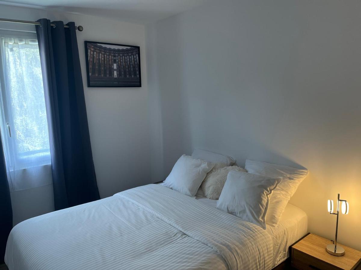 Appartement Spacieux Clichy-sous-Bois Exterior photo